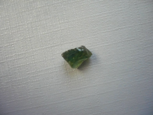 Surový zelený apatit 9 mm, č.23f — foto 2