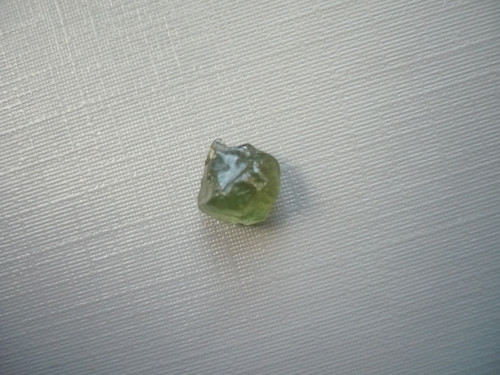 Surový zelený apatit 7 mm, č.38f — foto 2