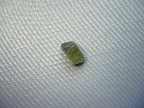 Surový zelený apatit 9 mm, č.46f — foto 2