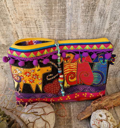 * etuje ~ taštička s pejsky Laurel Burch — foto 5