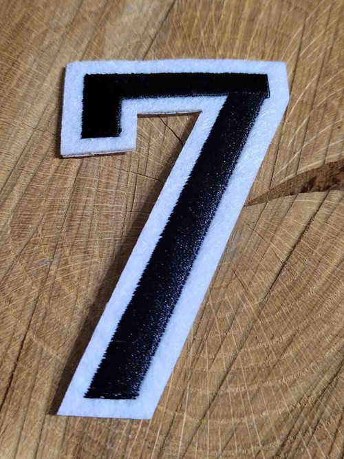 Nažehlovačka číslo 7 — foto 2