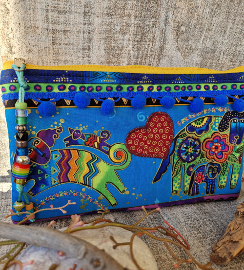* etuje ~ taštička s pejsky Laurel Burch — foto 2
