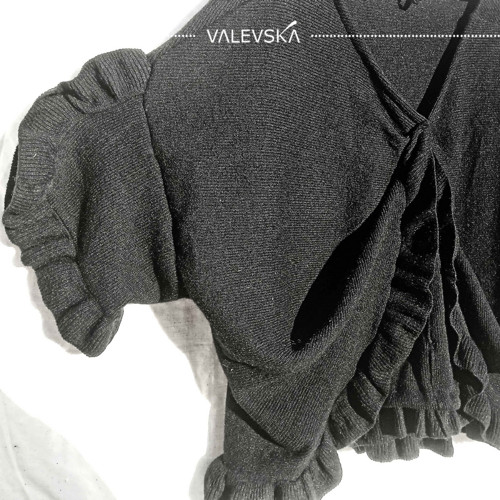 Algues, černočerný svetr — foto 2