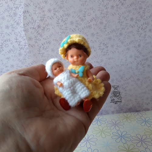 Bílá souprava pro panenku — foto 3