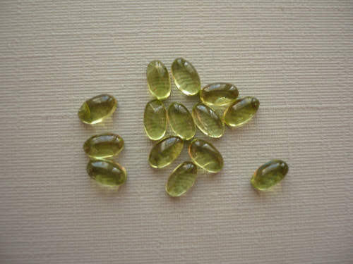 Kabošon - olivín 5 mm, 1 ks — foto 2
