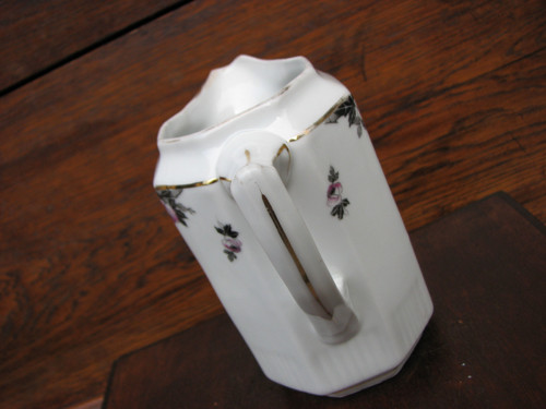 Večerní růže...porcelánová mléčenka — foto 3