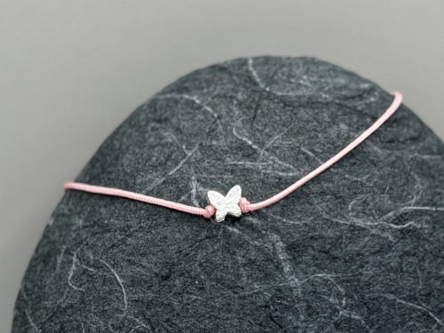Minimalistický náramek - Tiny Butterfly (sv. růžo) — foto 3