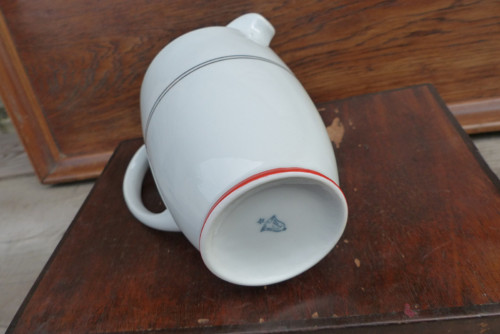 V lince...porcelánová mléčenka — foto 4