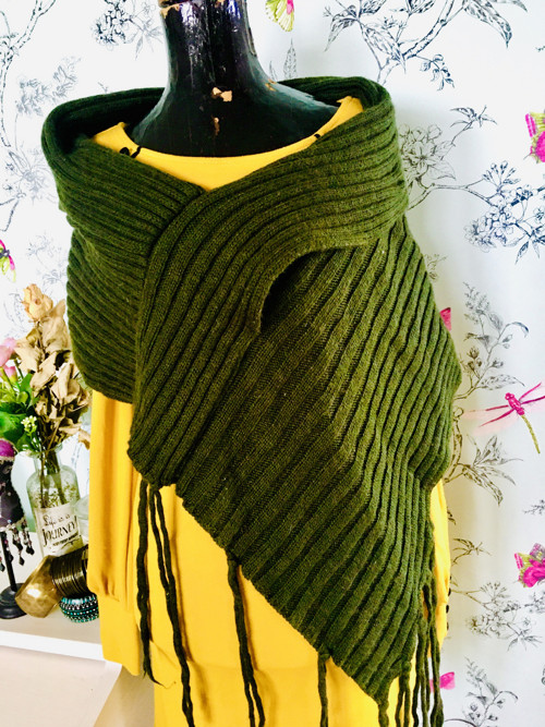 Boho pončátko olivové — foto 3