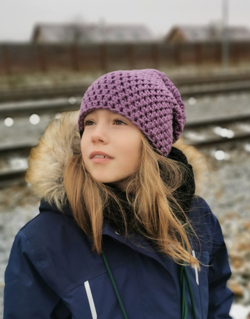 Háčkovaná čepice, houmleska, lila — foto 3