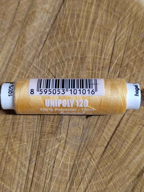 Polyesterové nitě Unipoly návin 100 m 134 Light Mi — foto 2