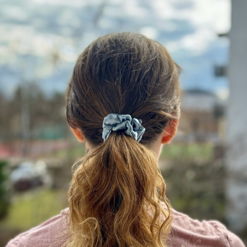 SILVERBLUE MOON - hedvábná scrunchie MINI — foto 2