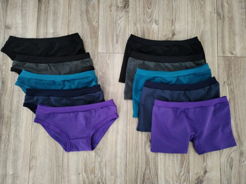 Dívčí boxerky SIMPLE BLACK — foto 3