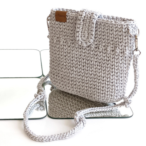 Crossbody světle šedá — foto 6