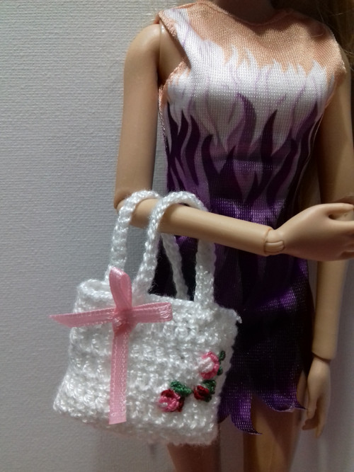 Šatičky pro Barbie - kabelka č. 5 — foto 5