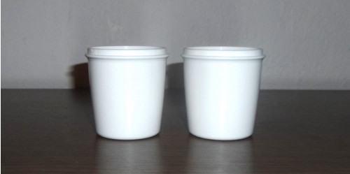 2x plastový KELÍMEK — foto 2