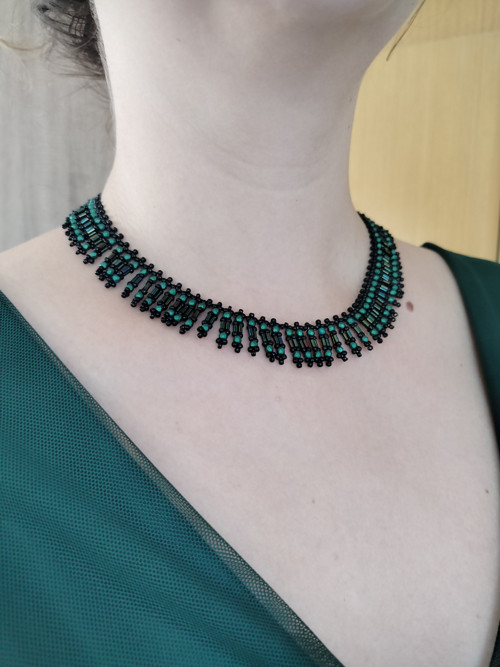 Smaragdová plesovka — foto 2