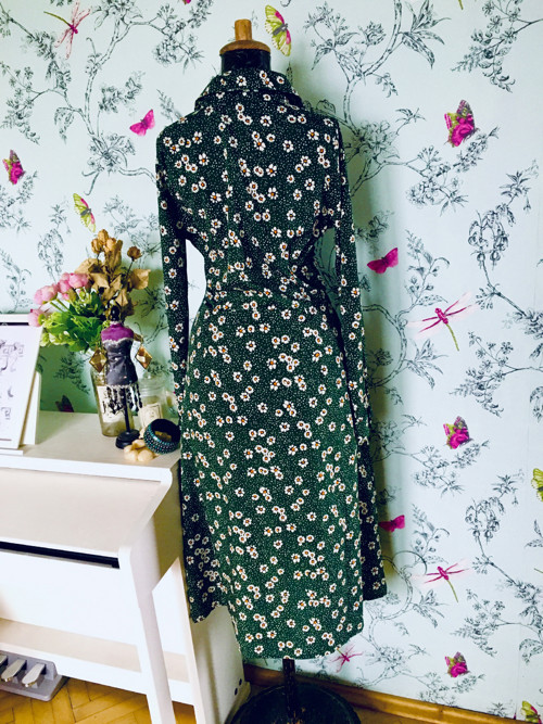 Šaty JARNÍ, vintage look — foto 5