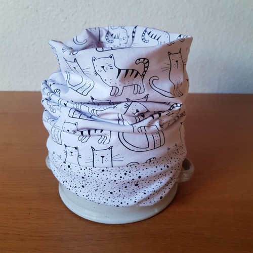 Nákrčníky- černobílé kočky — foto 5
