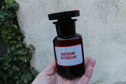 Natrium Nitrosum ...lékárenská lahev — foto 2