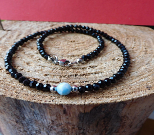 Náhrdelník - černý spinel,larimar, nerez — foto 2