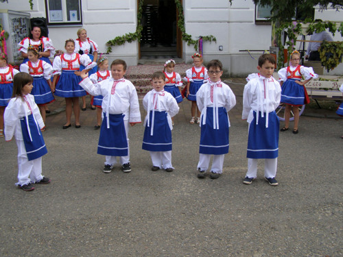 Zástěra, sklepník, dětský kroj (folklor) — foto 6