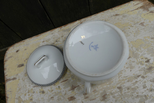 Černozlaté doteky...porcelánová cukřenka — foto 6