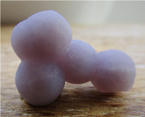 Chalcedon hroznový surovina — foto 5
