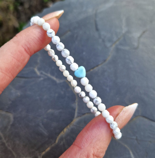Larimar*srdíčko*broušený howlit*náramek — foto 5