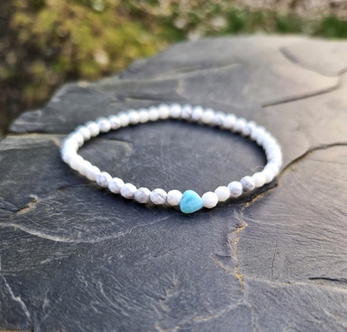 Larimar*srdíčko*broušený howlit*náramek — foto 4