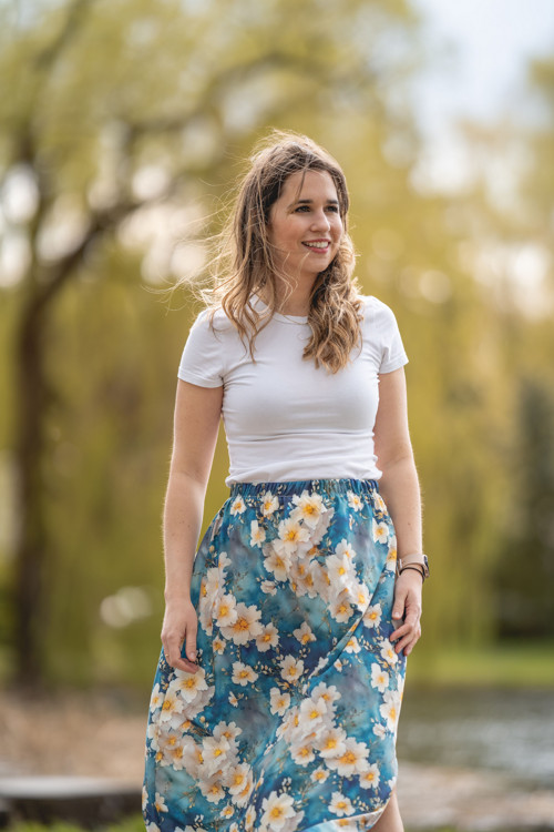 Sukně VÍLA dlouhá květy — foto 4