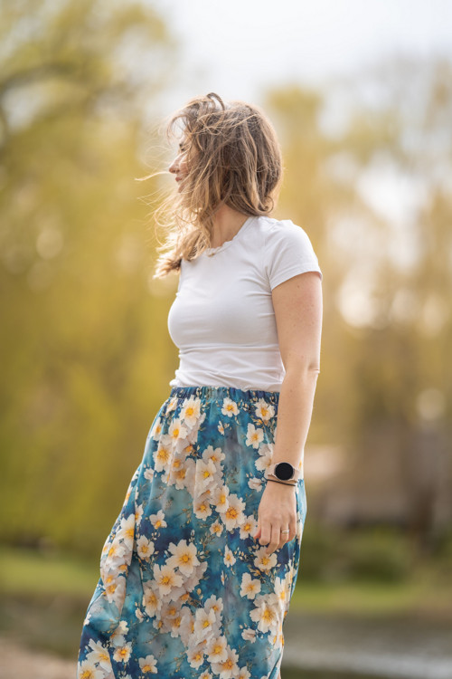 Sukně VÍLA dlouhá květy — foto 5
