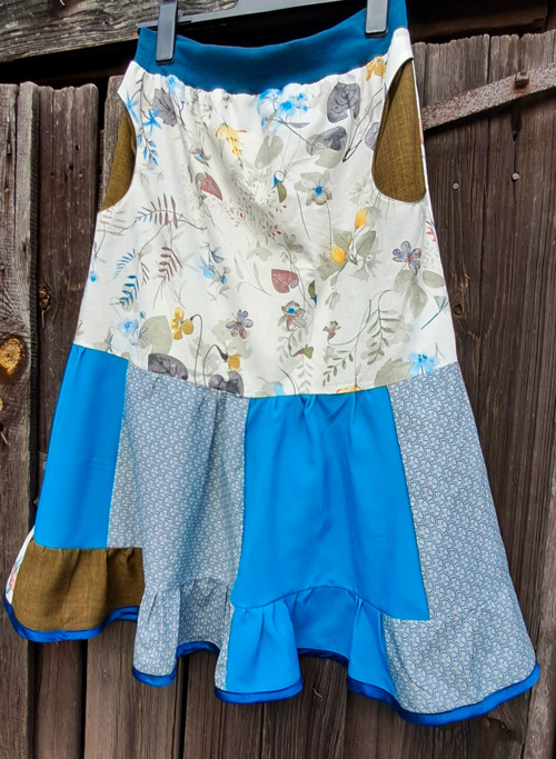 Dlouhá sukně s kapsami — foto 6