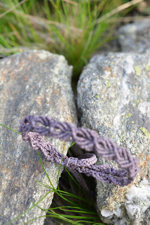 Lístkový macramé/drhaný náramek - pudrový — foto 2