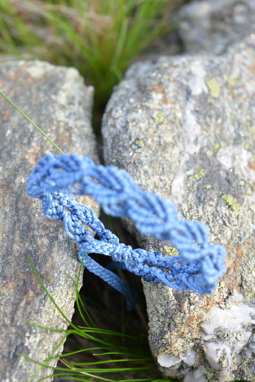 Lístkový macramé/drhaný náramek - modrý — foto 2