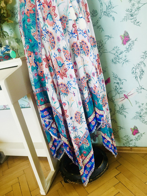 Boho šaty asymetric — foto 5