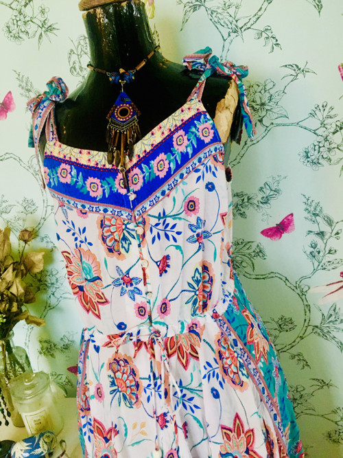 Boho šaty asymetric — foto 2
