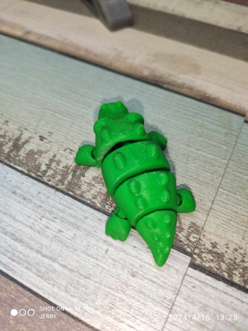 Malý Aligator - hýbací - barevný — foto 2