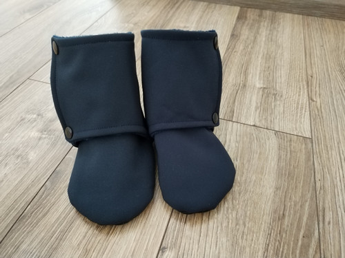 Capáčky ze softshellu s protiskluzem — foto 3