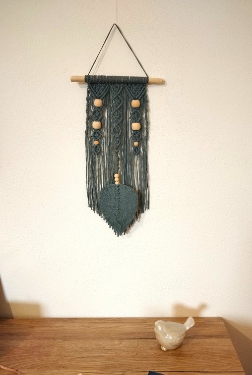 Macramé dekorace s listem - tmavá olivová — foto 2