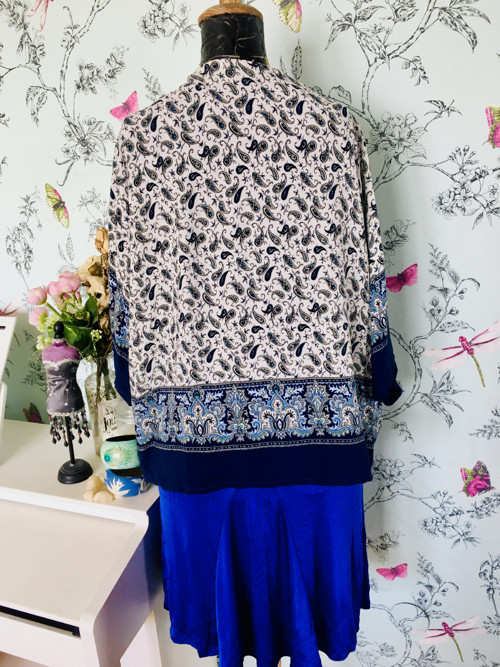 Kardigan boho modrobílý — foto 4