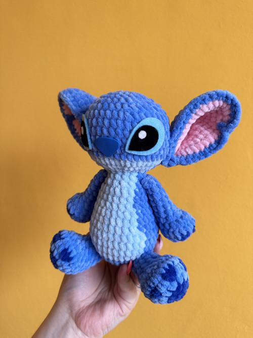 Háčkovaný Stitch — foto 2