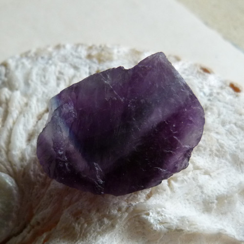 Fluorit surový - 3 cm — foto 2