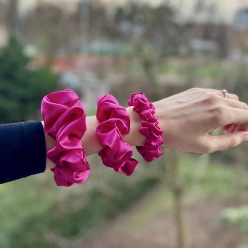 BOTTLE GREEN - hedvábná scrunchie MINI — foto 3