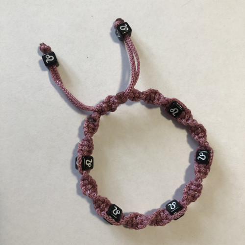 DNA macramé náramek ve znamení LVA — foto 4