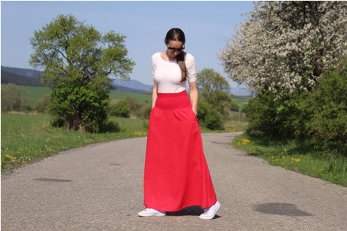Dlhá ľanová červená sukňa — foto 3