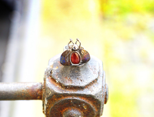 Nerezový prsten.... " Red bee ". — foto 2