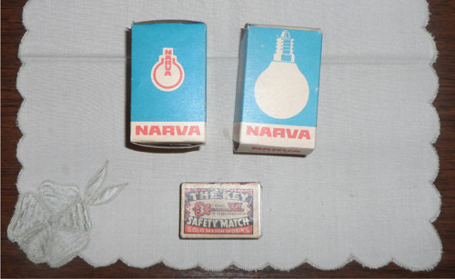 Stará ŽÁROVKA, 25 W • Narva, GDR — foto 3