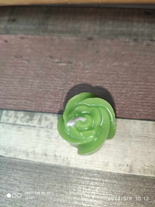 Malá růžička - svíčka — foto 2