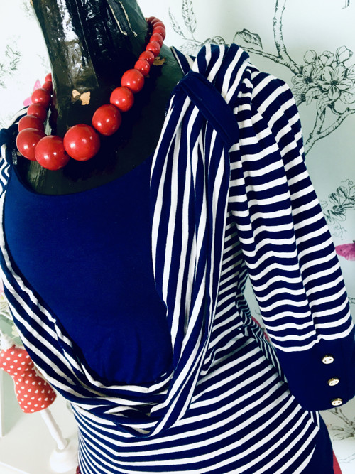 Top chic pruhovaný — foto 4